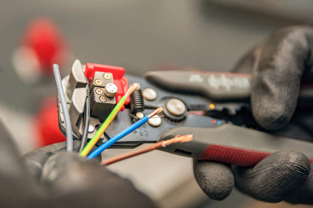 Best Electrical Installation Contractor  in Minot, ND